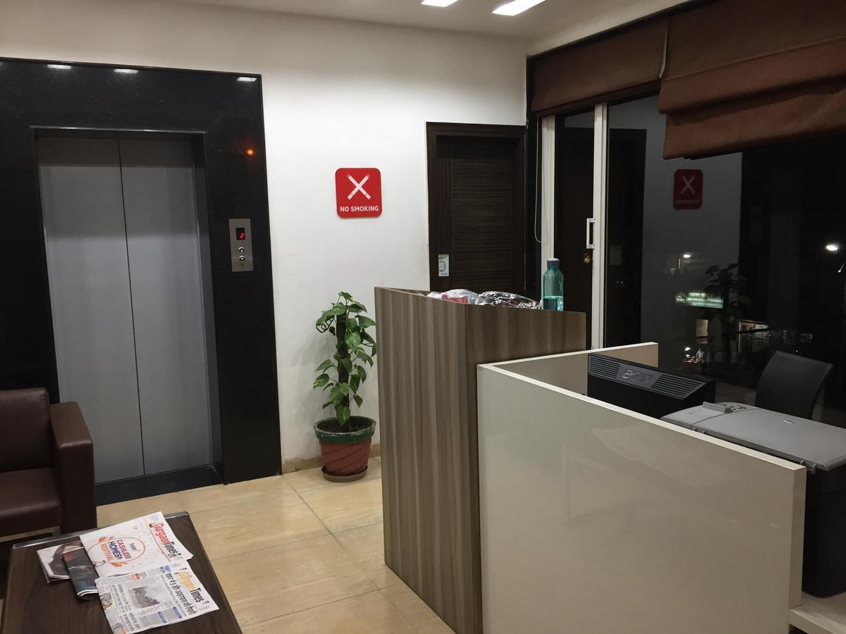 Cyber Inn Gurgaon Exterior photo